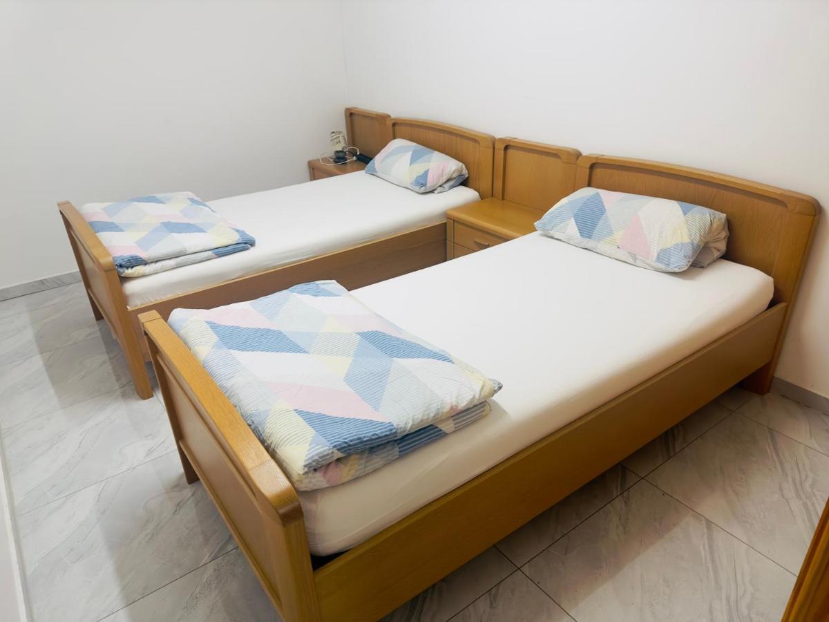 Fully Equipped Apartment 3 Rooms 5 Bed Hamburg Exterior photo